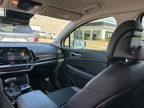 Used 2023 Kia Sportage EX FWD image 37