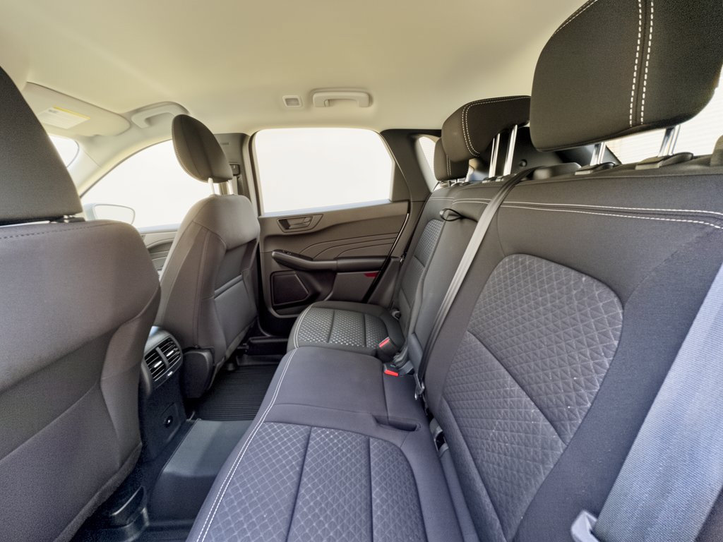 Used 2024 Ford Escape Active AWD/4WD image 25