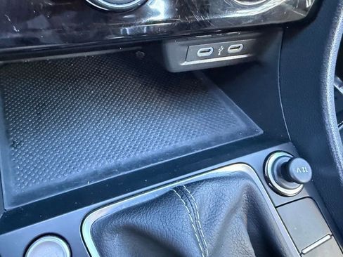 Used 2024 Volkswagen Jetta SE image 26