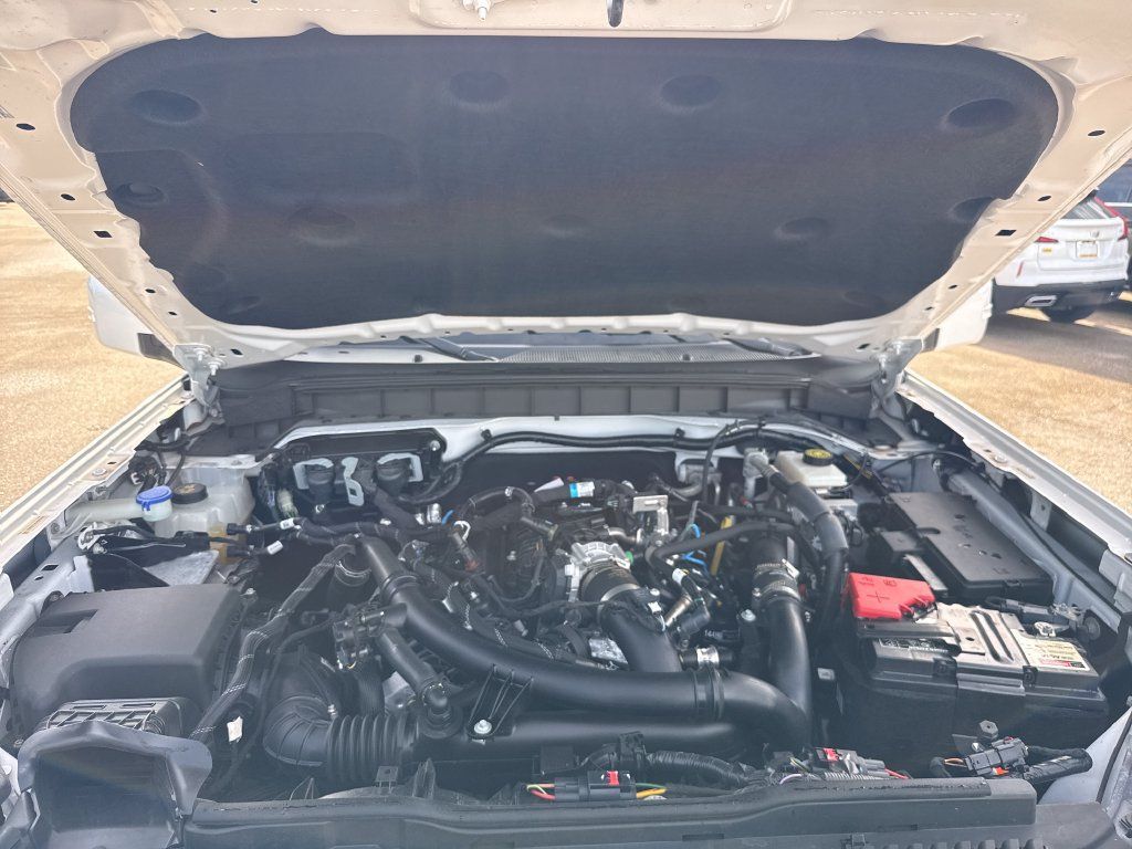 Used 2024 Ford Bronco Outer Banks AWD/4WD image 31
