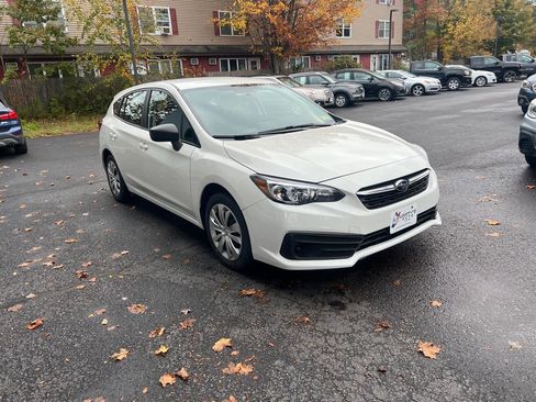 Used 2021 Subaru Impreza 2.0i image 3