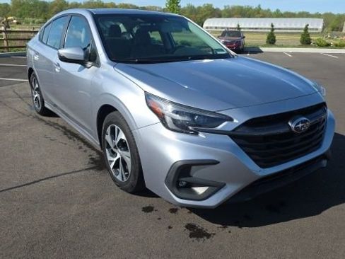 Used 2023 Subaru Legacy Premium image 3