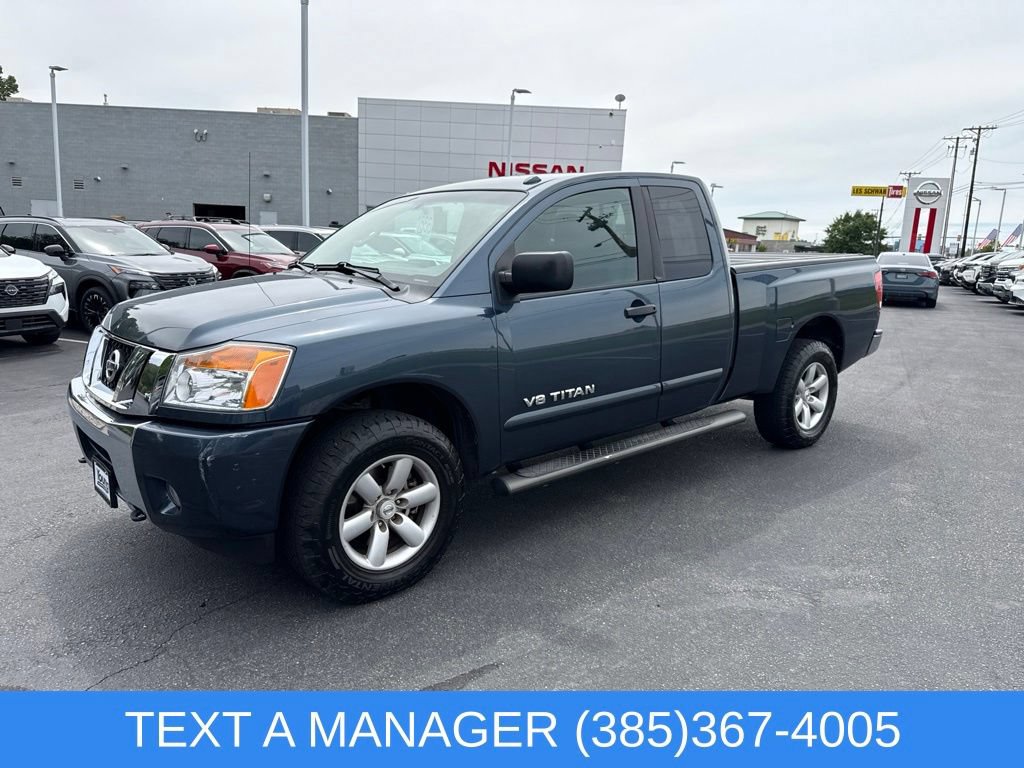 Used 2014 Nissan Titan SV w/ SV Value Truck Package AWD/4WD image 8