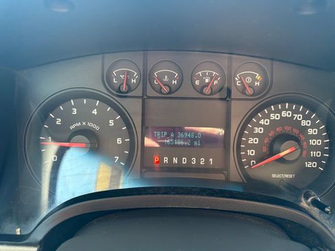 Used 2010 Ford F150 STX AWD/4WD image 15