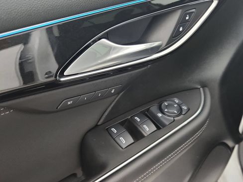 Used 2024 Buick Envision Preferred AWD/4WD image 23