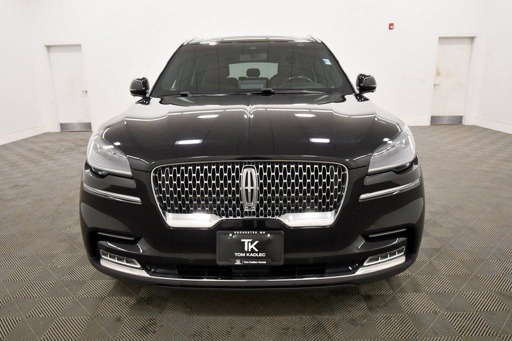 Used 2021 Lincoln Aviator Reserve AWD/4WD image 11