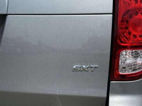 Used 2015 Dodge Grand Caravan SXT FWD image 35