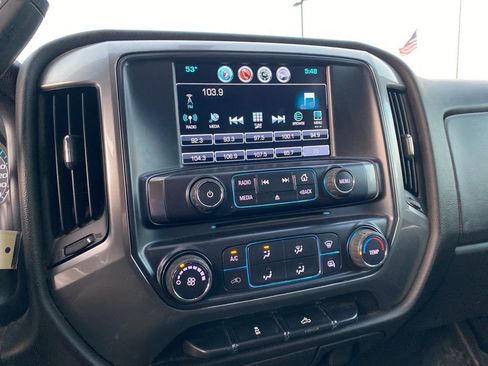Used 2018 Chevrolet Silverado 1500 LT image 14