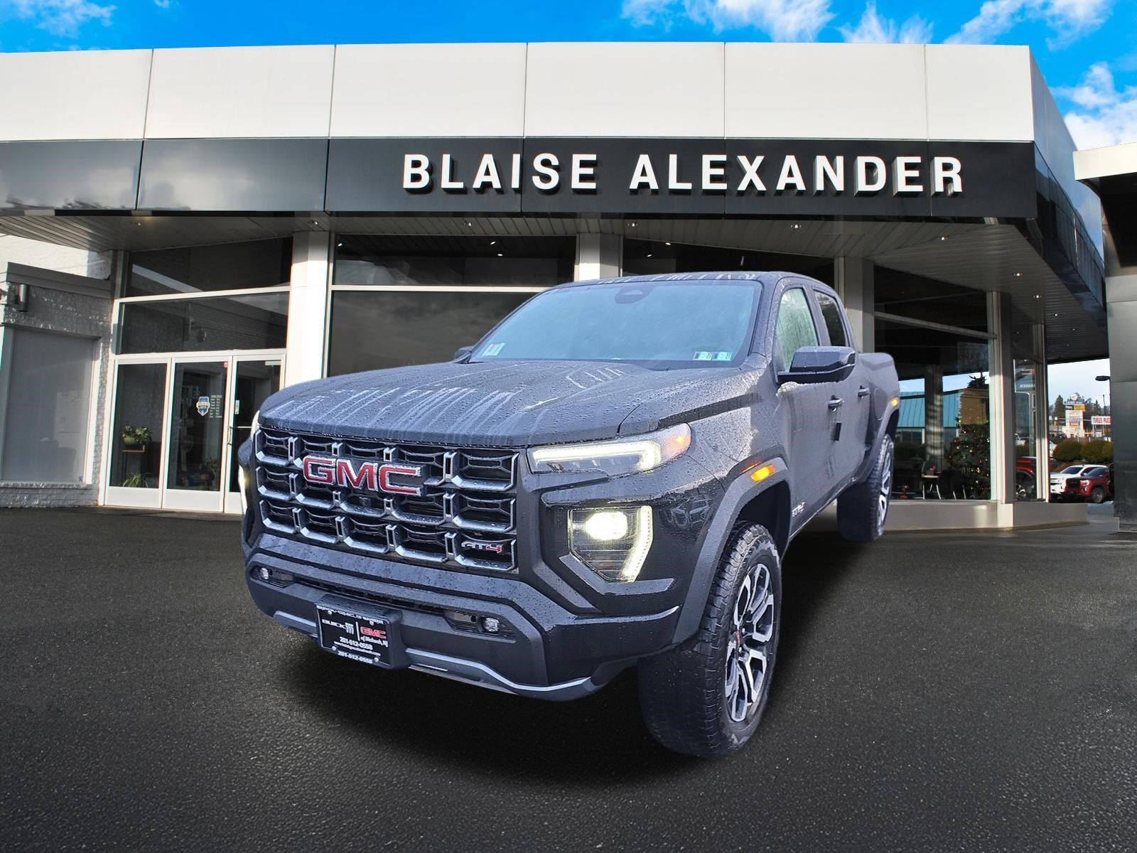 New 2026 GMC Canyon AT4 w/ Technology Plus Package AWD/4WD image 9