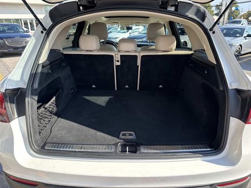 Used 2020 Mercedes-Benz GLC 300 4MATIC image 9