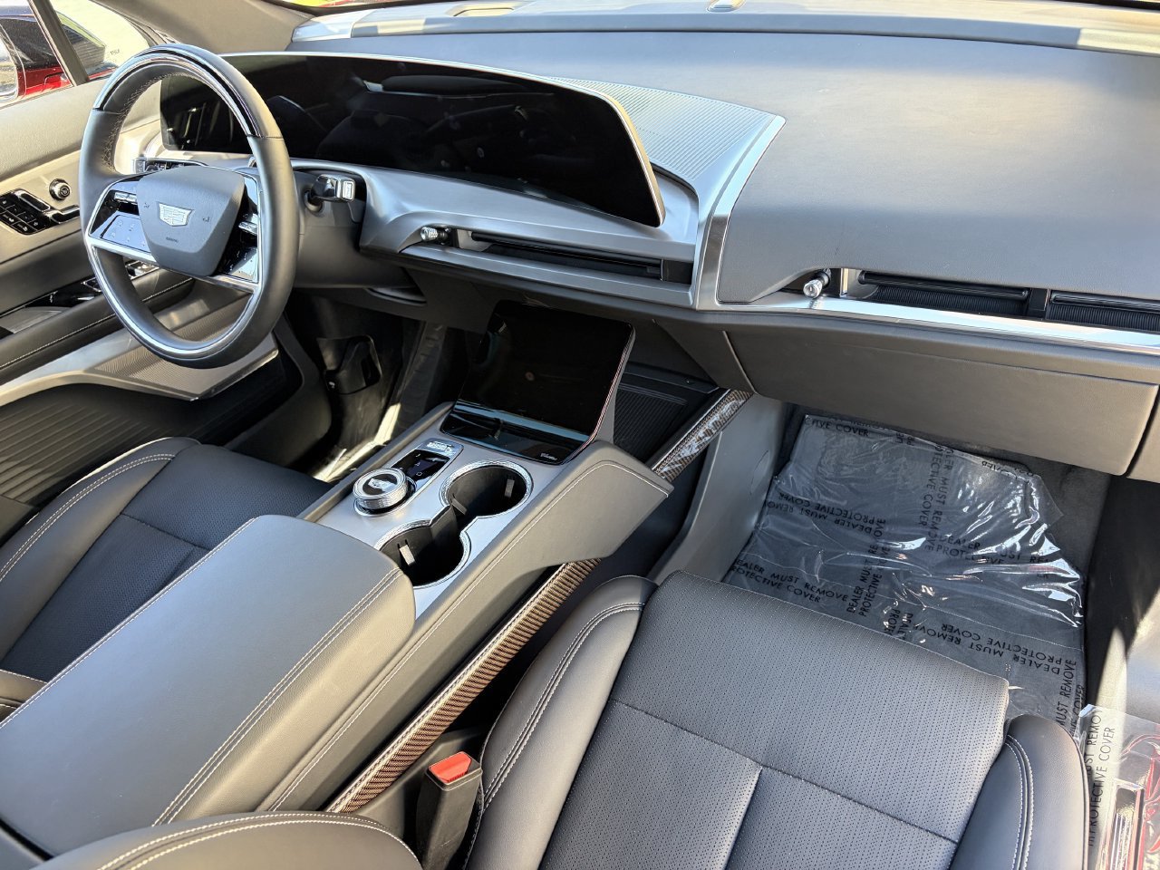 Certified 2026 Cadillac Vistiq Luxury AWD/4WD image 12