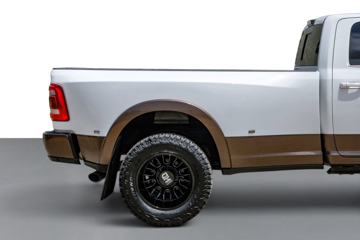 Used 2023 RAM 3500 Limited AWD/4WD image 7
