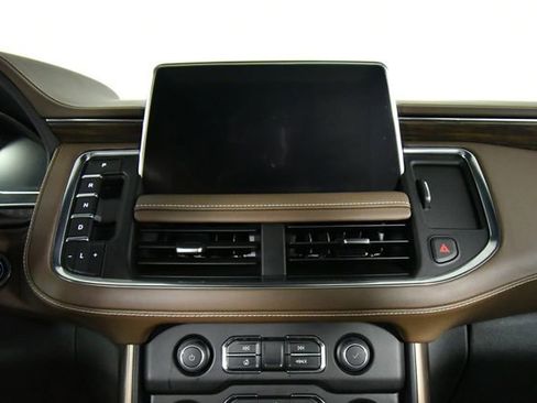 Used 2023 Chevrolet Tahoe High Country image 4