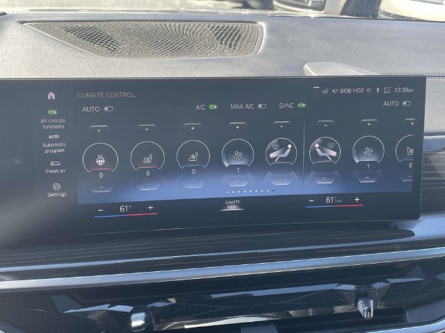 Used 2023 BMW X7 xDrive40i w/ M Sport Package AWD/4WD image 20