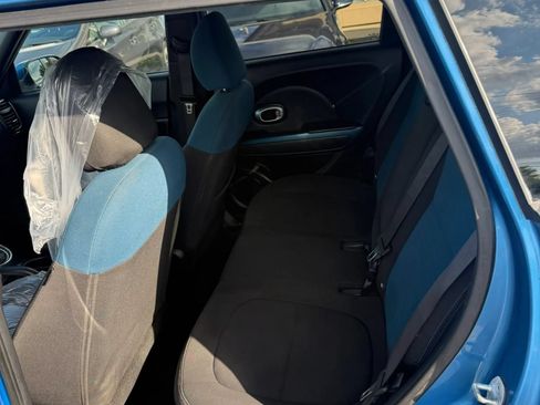 Used 2015 Kia Soul + w/ Audio Package FWD image 14