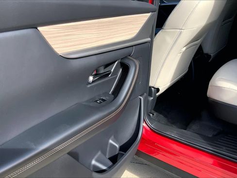 New 2026 MAZDA CX-90 Plug-In Hybrid w/Premium Sport AWD/4WD image 19