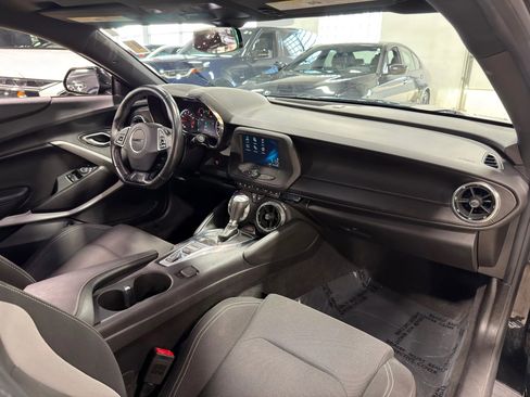 Used 2018 Chevrolet Camaro LT w/ RS Package image 13