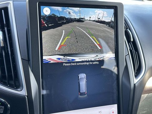 Certified 2024 Ford Edge SEL image 24