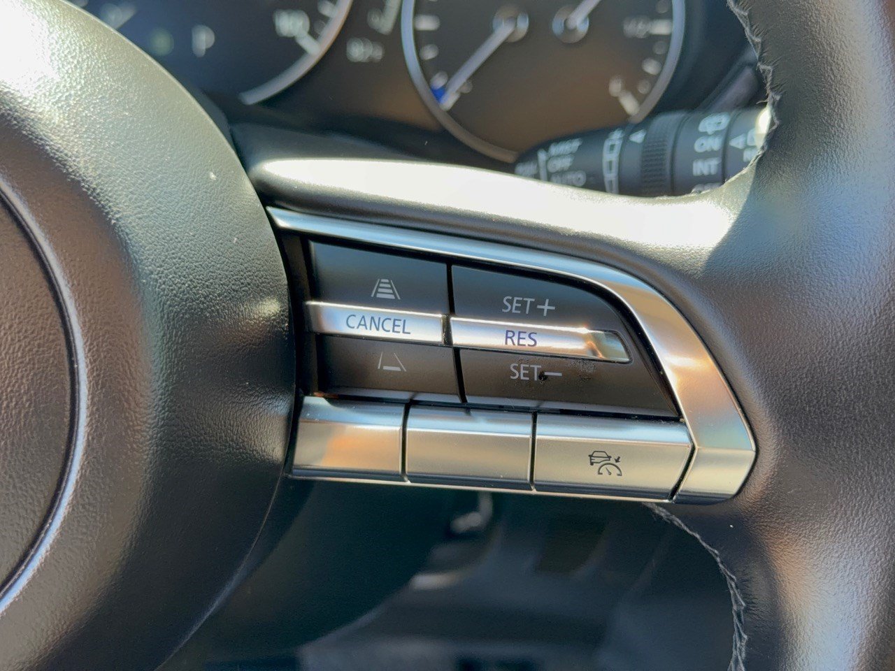 Used 2025 MAZDA CX-50 AWD 2.5 S w/ Premium Package image 19