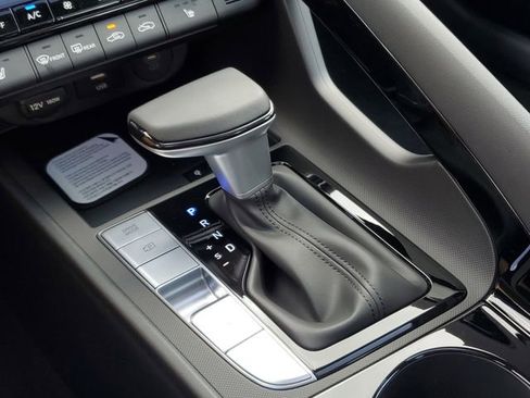 New 2026 Hyundai Elantra Limited FWD image 30