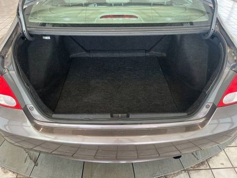 Used 2010 Honda Civic LX image 35