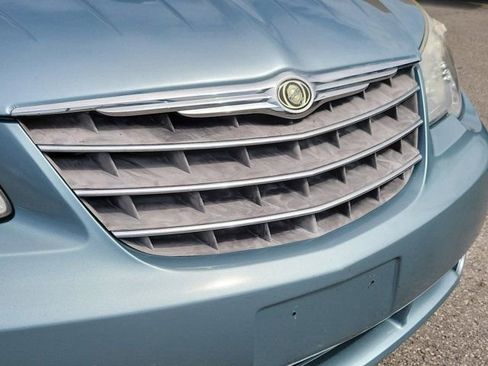 Used 2009 Chrysler Sebring Touring image 7