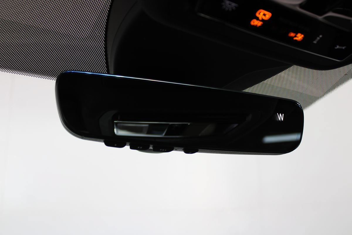 Used 2023 Volkswagen ID.4 Pro S AWD/4WD image 27