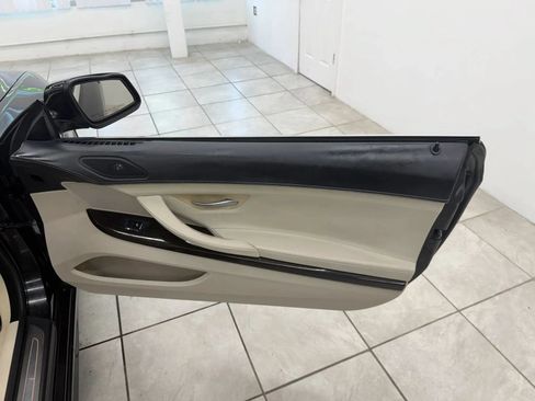 Used 2012 BMW 650i Convertible RWD image 15
