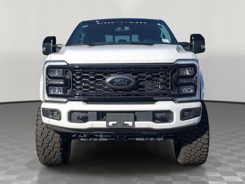 New 2026 Ford F250 Lariat w/ Black Appearance Package image 2