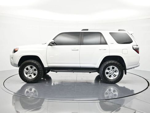 Used 2023 Toyota 4Runner SR5 Premium w/ Moonroof Package AWD/4WD image 8