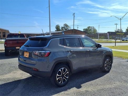 Certified 2024 Jeep Compass Limited image 22
