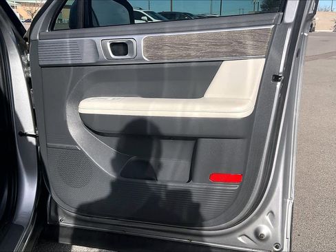 Used 2024 Hyundai Santa Fe Limited image 21