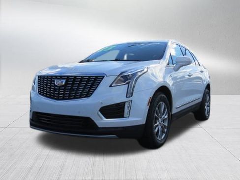 Certified 2023 Cadillac XT5 Premium Luxury w/ LPO, Floor Liner Package image 7