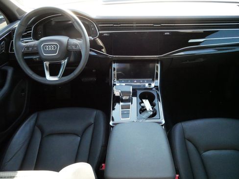 Used 2024 Audi Q7 2.0T Premium Plus w/ Premium Plus Package image 10