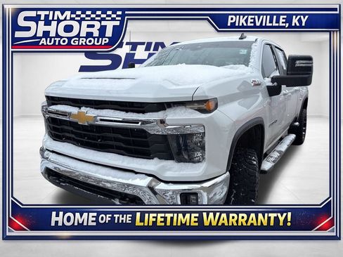 Used 2024 Chevrolet Silverado 2500 LT w/ Convenience Package image 1