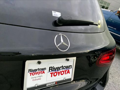 Used 2022 Mercedes-Benz GLC 300 image 10