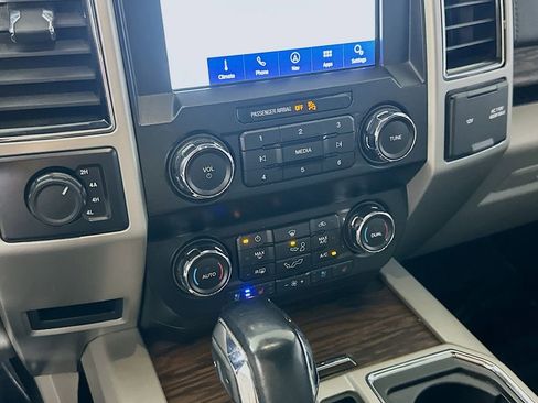 Used 2020 Ford F150 Lariat AWD/4WD image 33