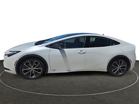 Used 2024 Toyota Prius Limited w/ Limited Premium Package AWD/4WD image 2