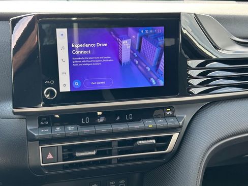 Certified 2025 Toyota Camry SE FWD image 19