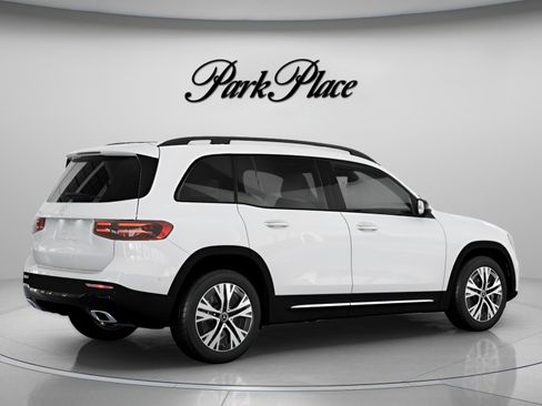 New 2026 Mercedes-Benz GLB 250 image 22