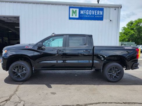 New 2026 Chevrolet Silverado 1500 LT Trail Boss w/ Convenience Package II AWD/4WD image 2