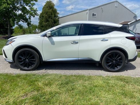 Used 2020 Nissan Murano SL w/ Moonroof Package AWD/4WD image 2