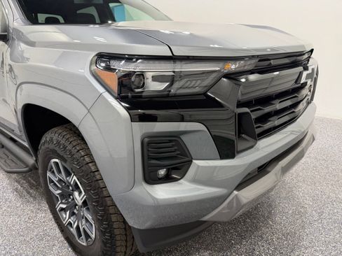 Used 2026 Chevrolet Colorado Z71 AWD/4WD image 19