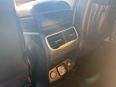 Used 2022 Hyundai Santa Fe Calligraphy image 21