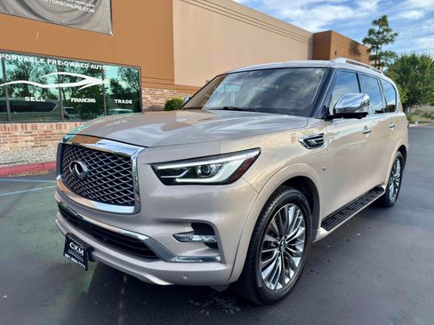 Used 2019 INFINITI QX80 Luxe w/ 22" Wheel Package AWD/4WD image 6