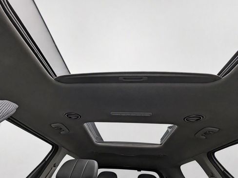 Certified 2024 Kia EV9 Land AWD/4WD image 35