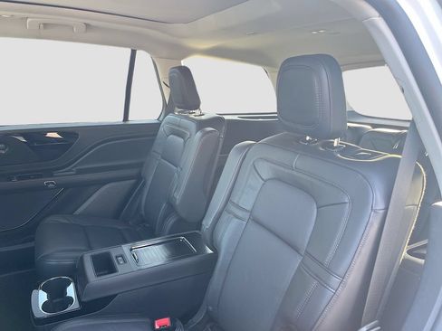 Used 2025 Lincoln Aviator Reserve w/ Jet Appearance Package AWD/4WD image 26