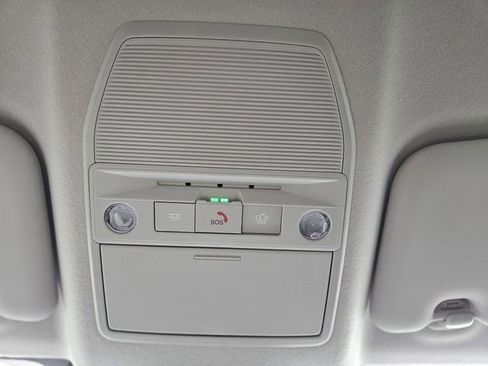 New 2026 Nissan Kicks SR FWD image 26