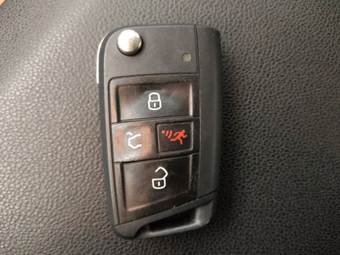 Used 2024 Volkswagen Jetta S image 32