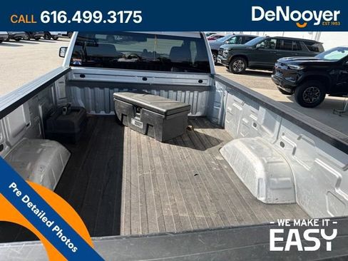 Used 2019 Chevrolet Silverado 1500 W/T w/ WT Convenience Package AWD/4WD image 8